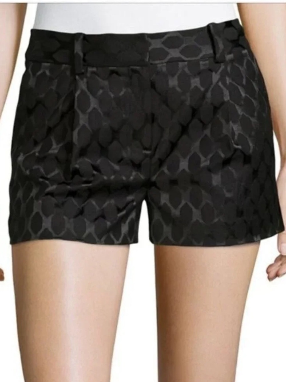 Diane von Furstenberg "Naples" Black Diamond Jacquard Shorts Size 0 Like New!